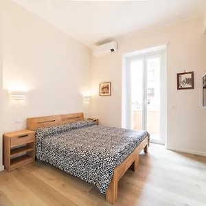 Casa vacanze -, Roma